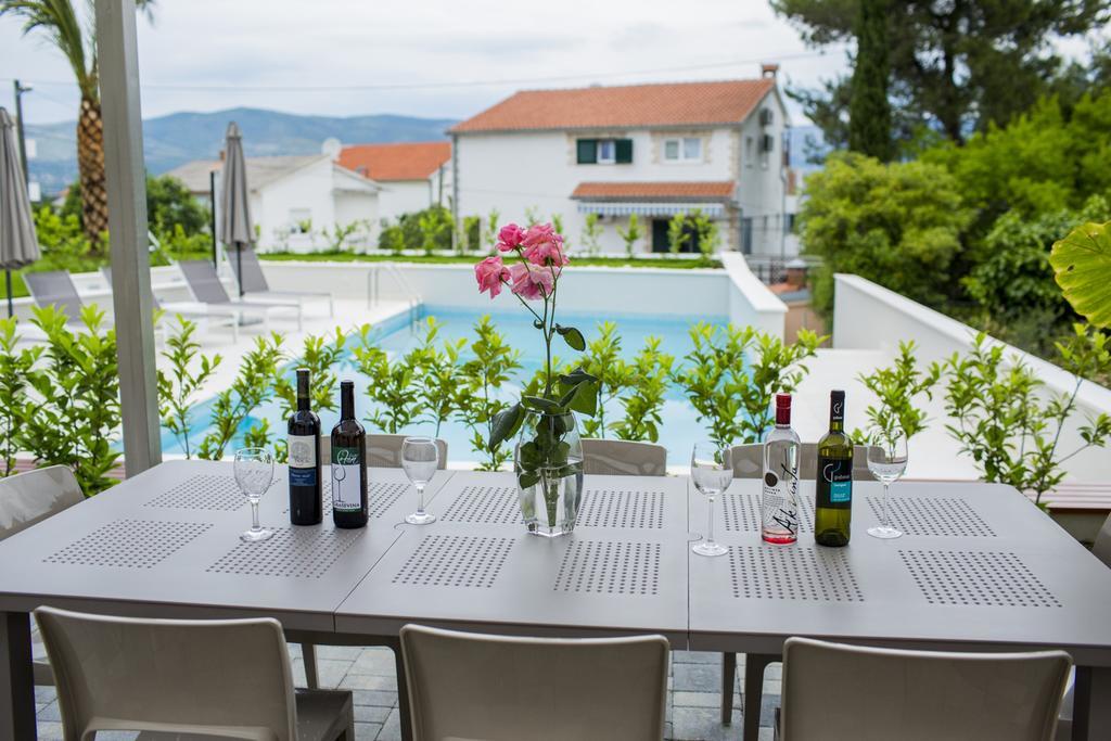 Apartments Bago Trogir Exterior foto