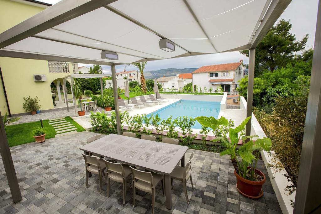 Apartments Bago Trogir Exterior foto