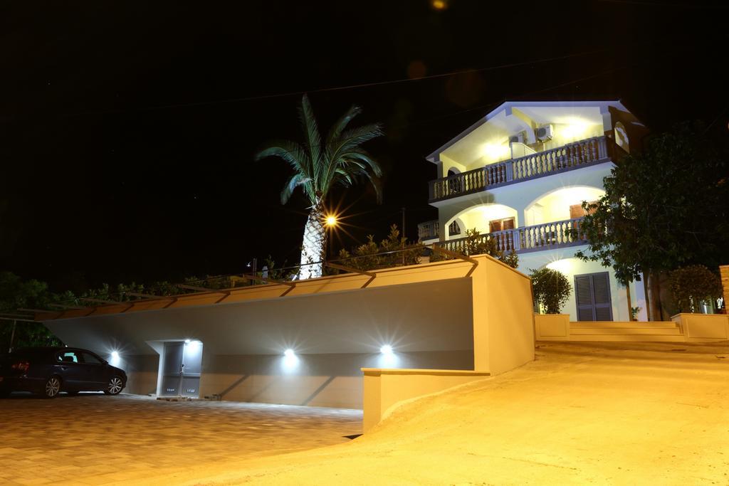 Apartments Bago Trogir Exterior foto
