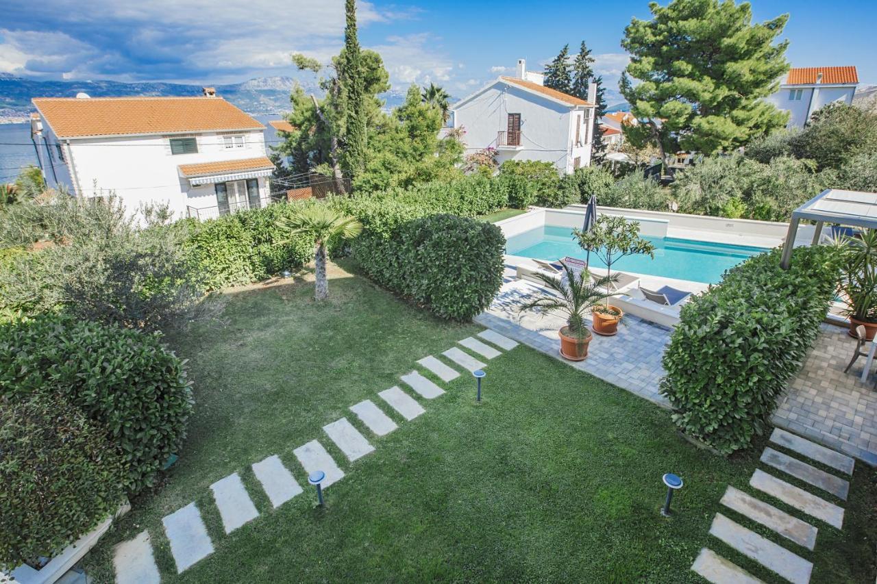 Apartments Bago Trogir Exterior foto