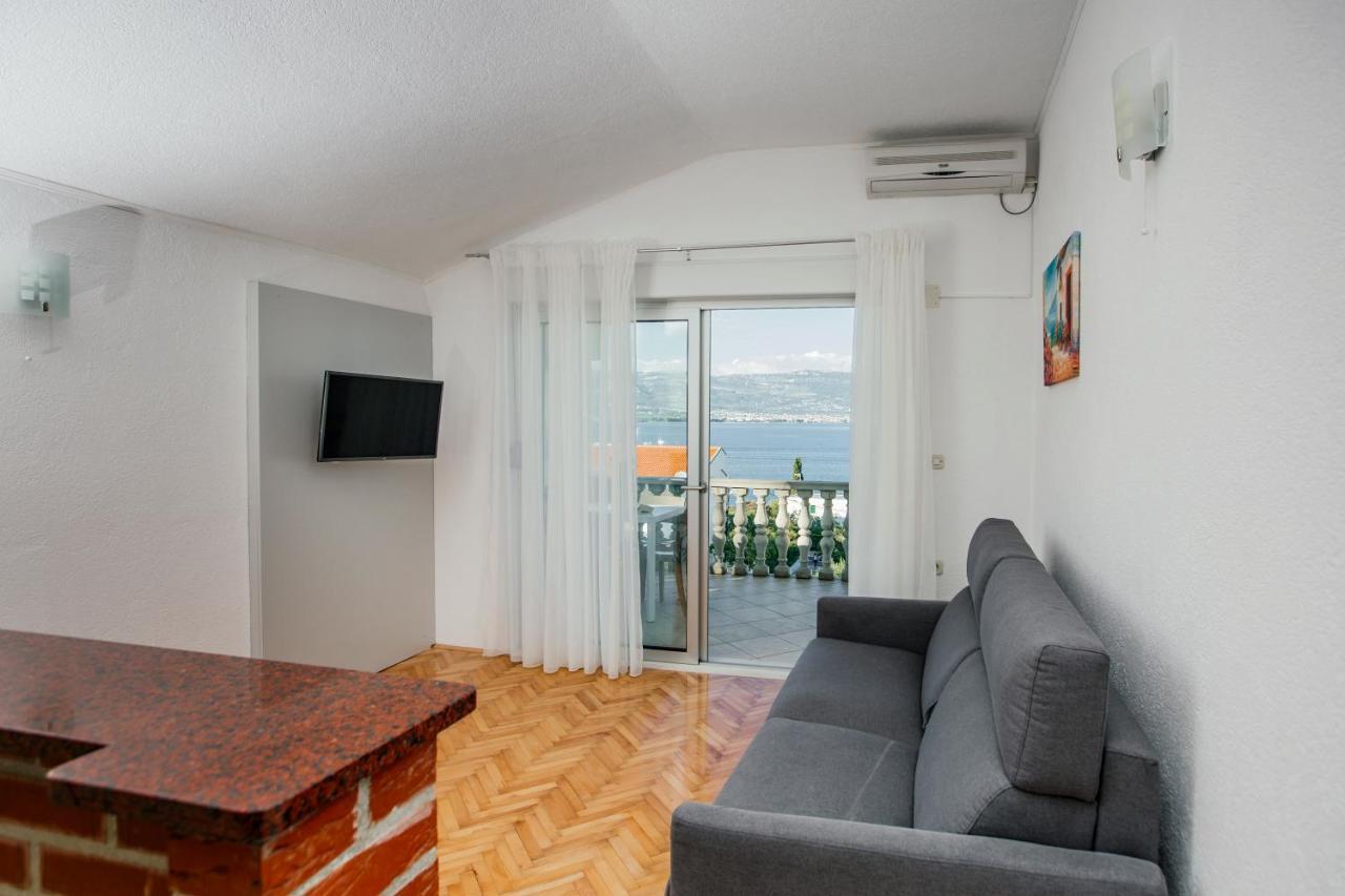 Apartments Bago Trogir Exterior foto