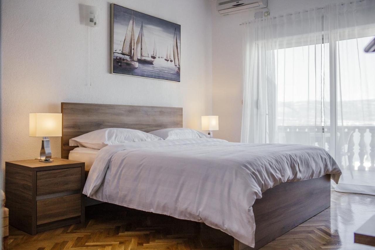 Apartments Bago Trogir Exterior foto
