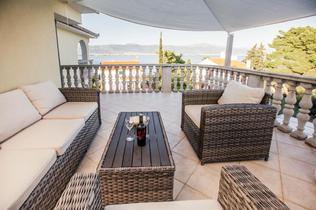 Apartments Bago Trogir Exterior foto